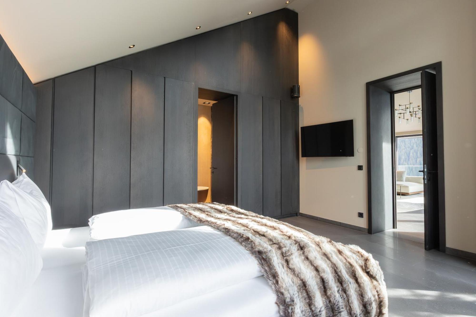Mountain Chalet Kappl - Luxury - Near Ischgl - Panorama Mountain View - Penthouse & Chalets Ruang foto